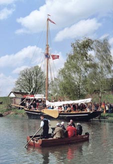 Kronsnest - F�hre hol �ver